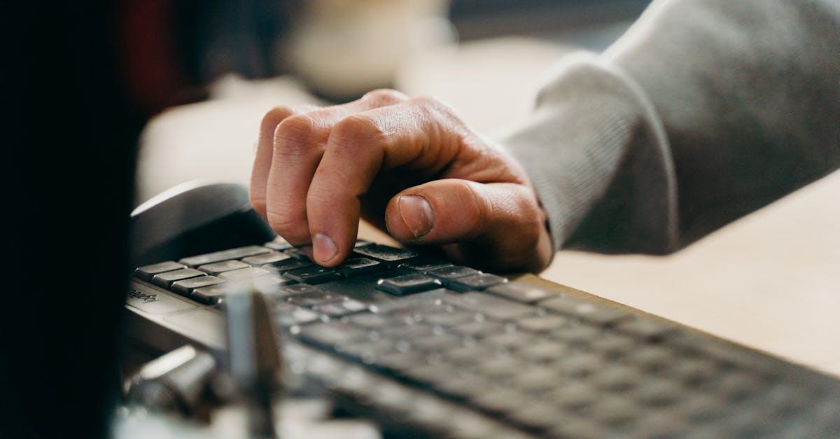 Jak automatyzacja wpływa na produktywność: dane, narzędzia i przykłady z praktyki