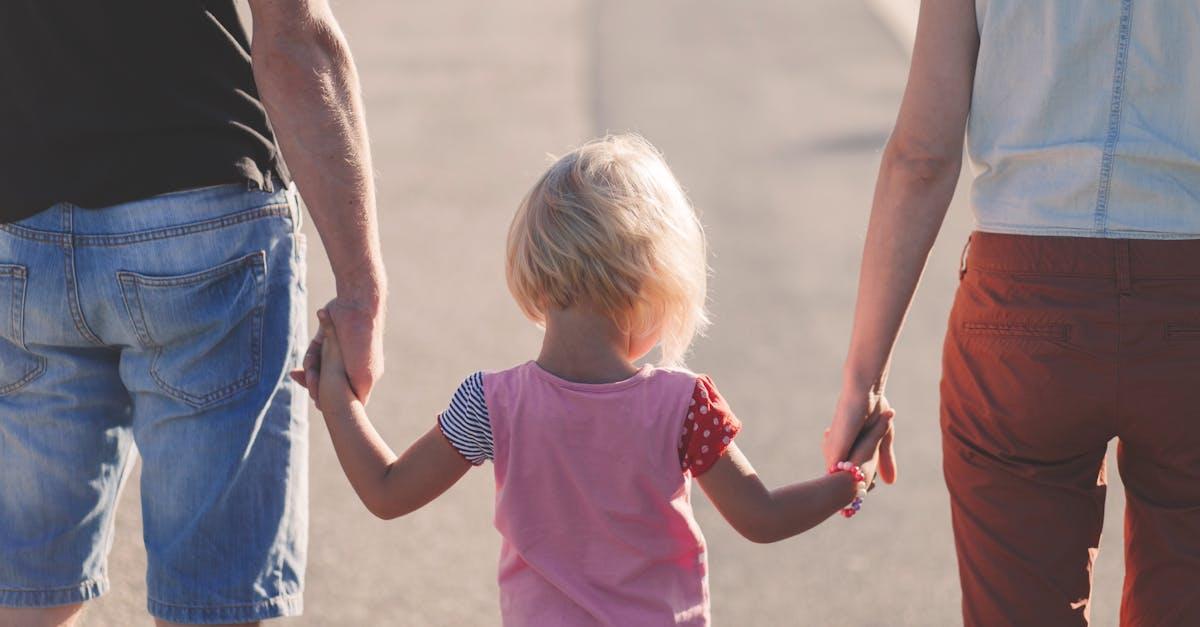 Jak demografia wpływa na gospodarkę: kluczowe trendy i ich skutki dla rynku